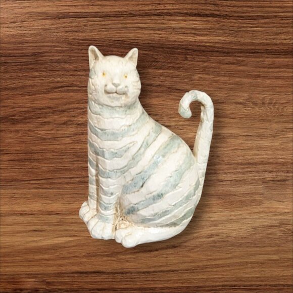 Folk Art Striped Resin Cat Figurine 5.5 Inch Decorative Sculpture Handcrafted Bo - Picture 1 of 8